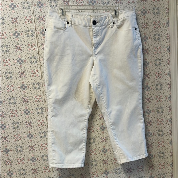 Coldwater Creek Women's White Jean Capris size 14P - Picture 1 of 13